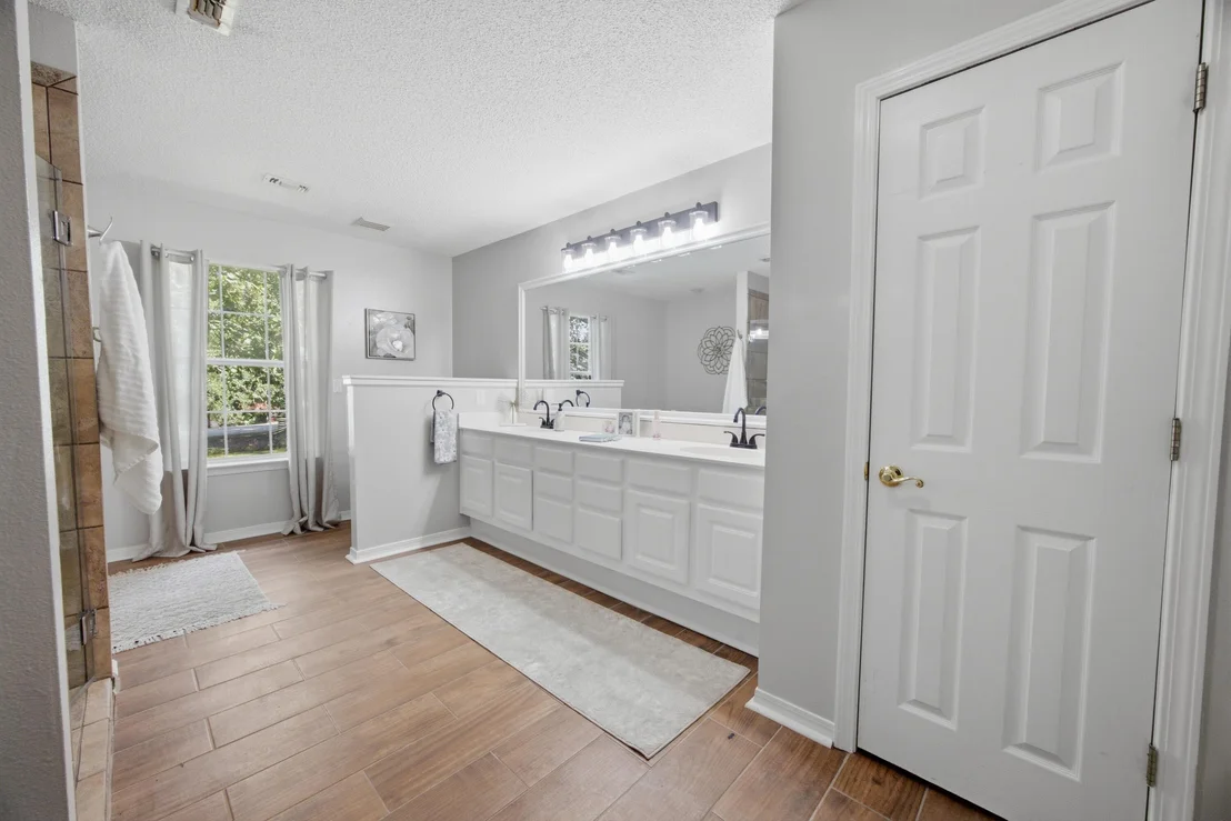 Photo of 111 Arapaho Trail