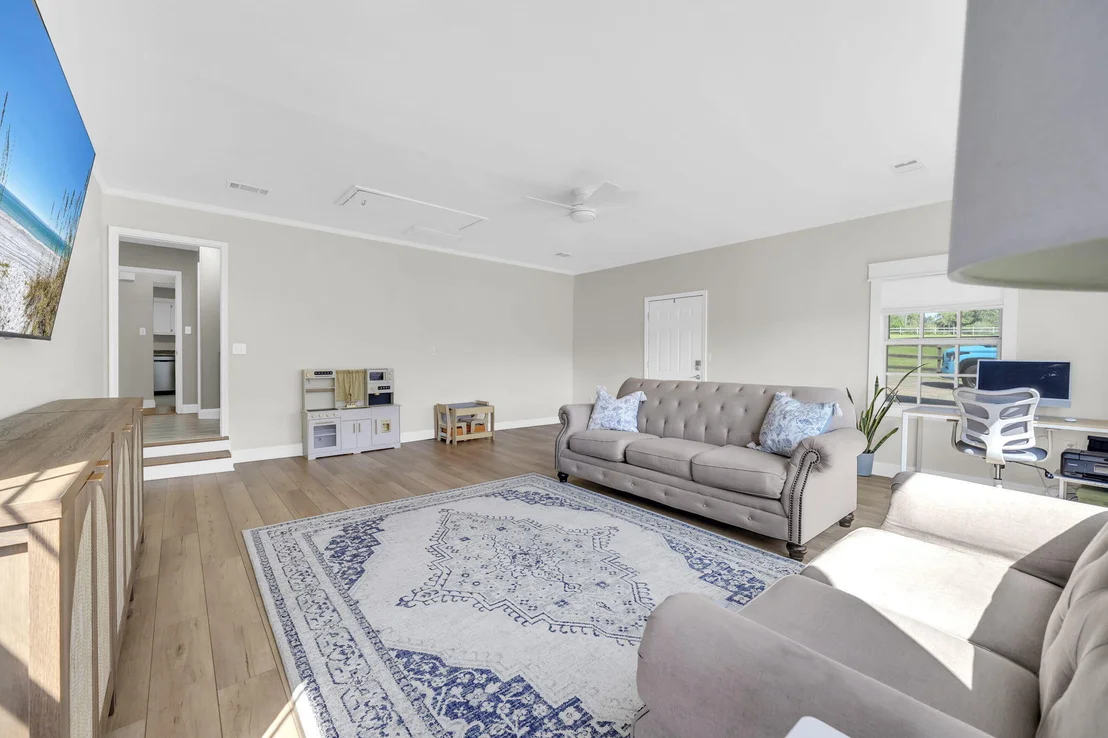Photo of 5782 Seminole Drive