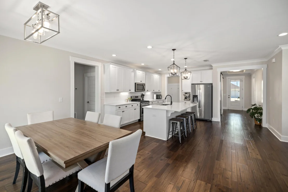 Photo of 1170 Deer Moss Loop