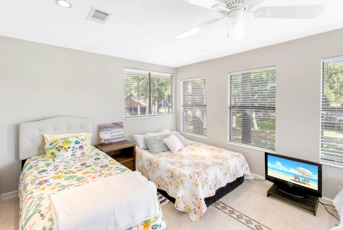 Photo of 194 Audubon Drive