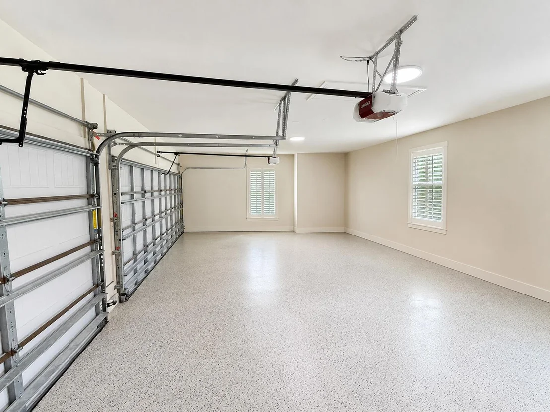 Photo of 932 Shore Drive