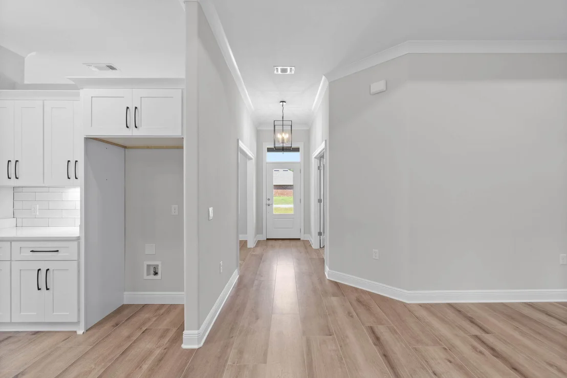 Photo of 2425 Cove Road