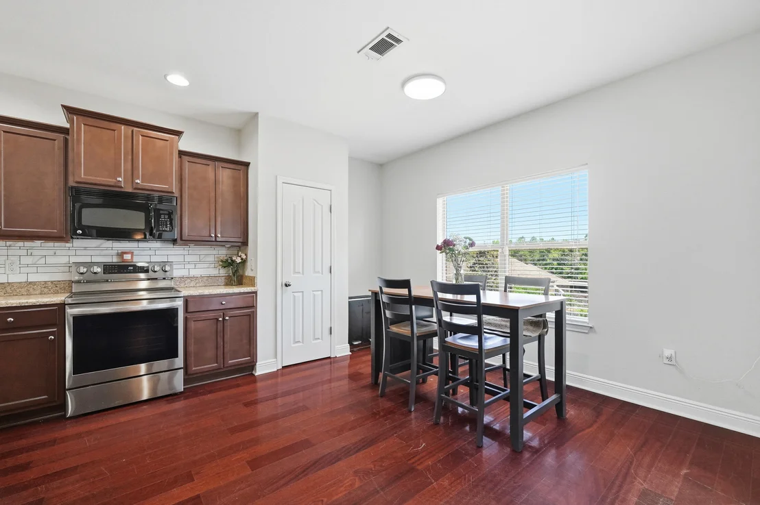 Photo of 734 Lime Lane