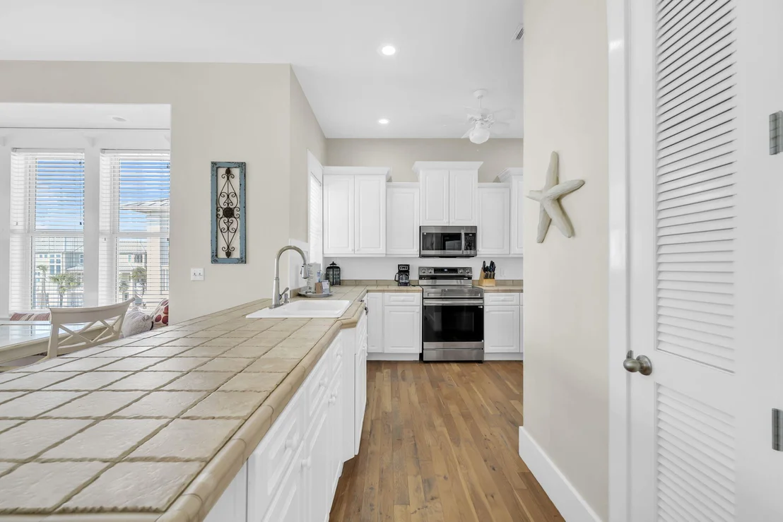 Photo of 64 Lands End Drive