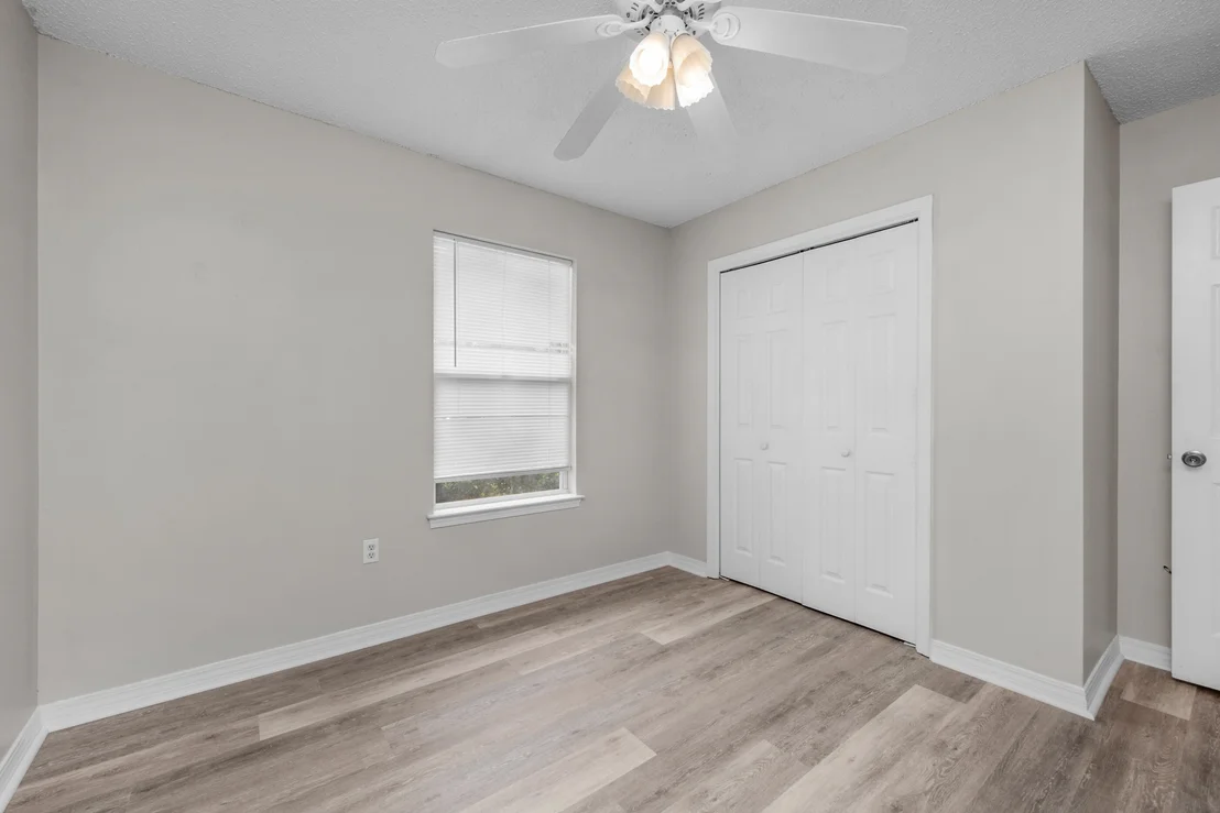 Photo of 121 Dogwood Lane