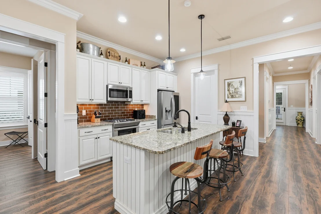 Photo of 295 Medley Street