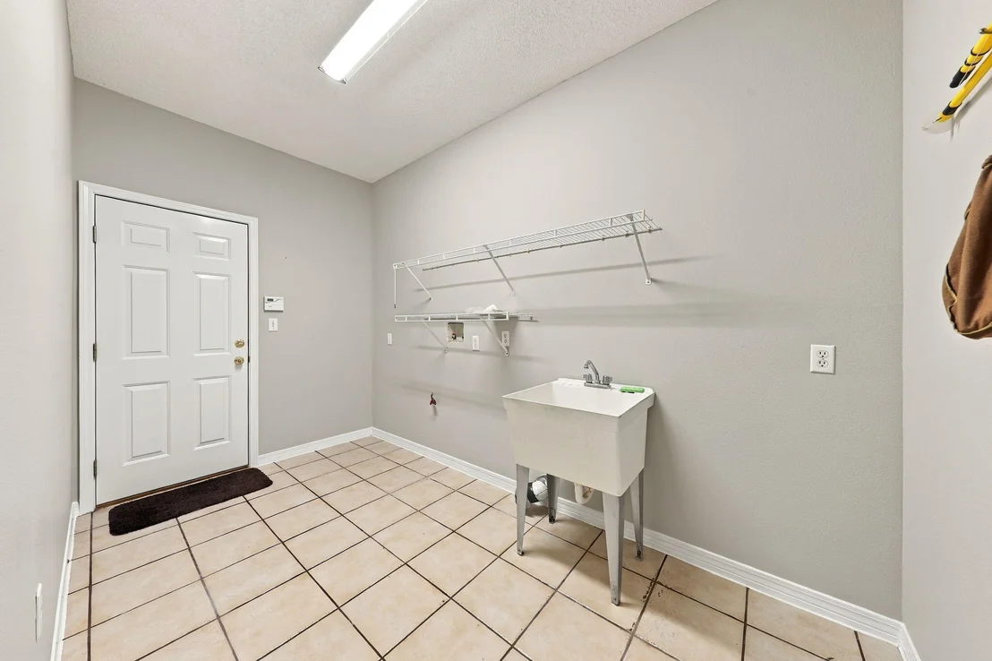 Photo of 521 Shoal River Drive