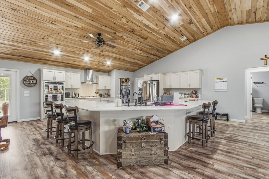 Photo of 7514 Laird Road