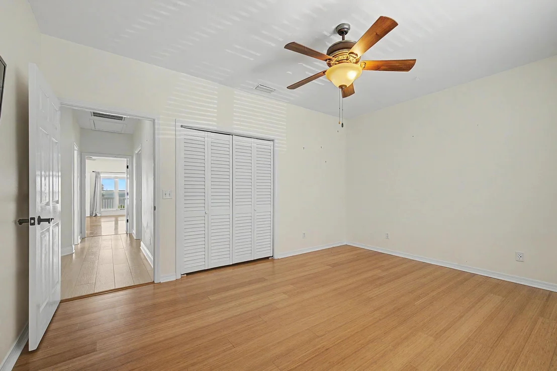 Photo of 4501 Bayside Drive