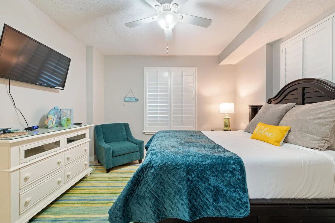 Photo of Unit PH2E at 8501 Gulf Boulevard