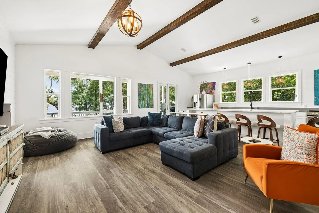 Photo of 71 Silverleaf Lane