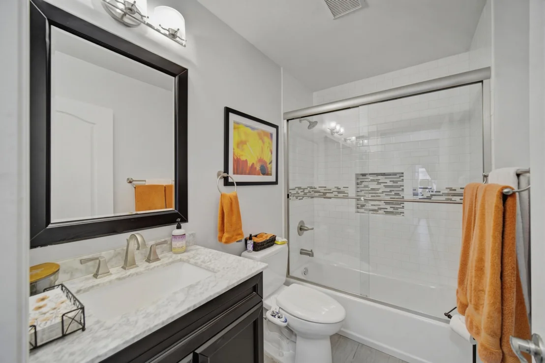 Photo of 423 Sandy Cay Drive