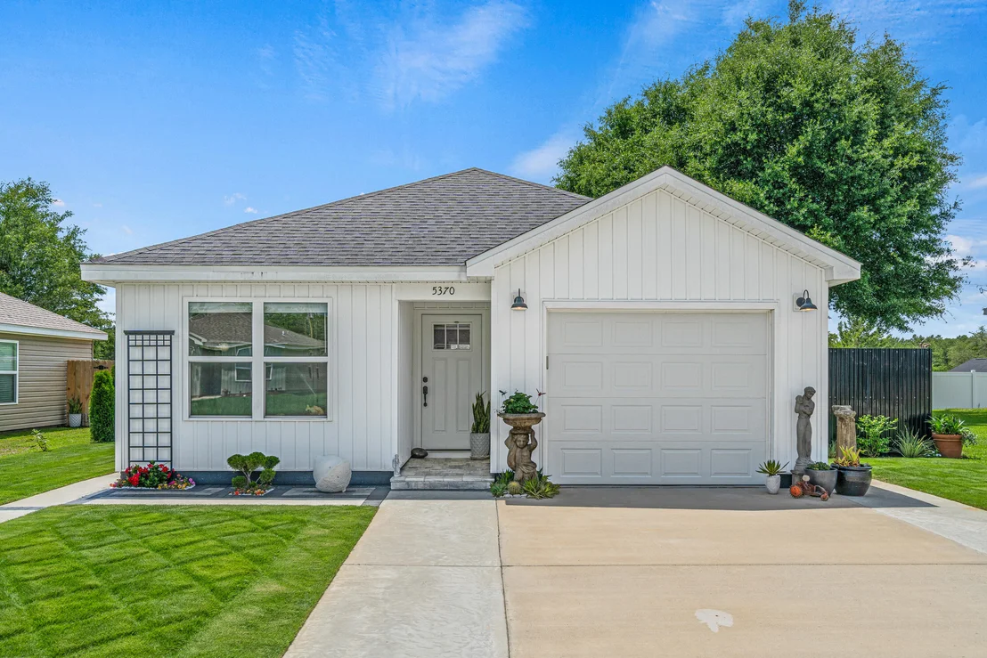 Photo of 5370 Highview Drive