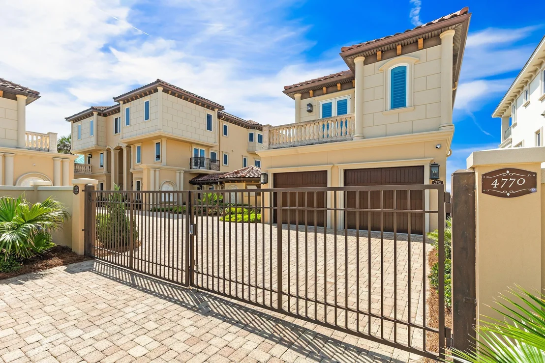 Photo of 4772 Ocean Boulevard