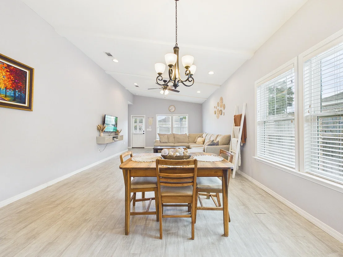 Photo of 4606 Range Road