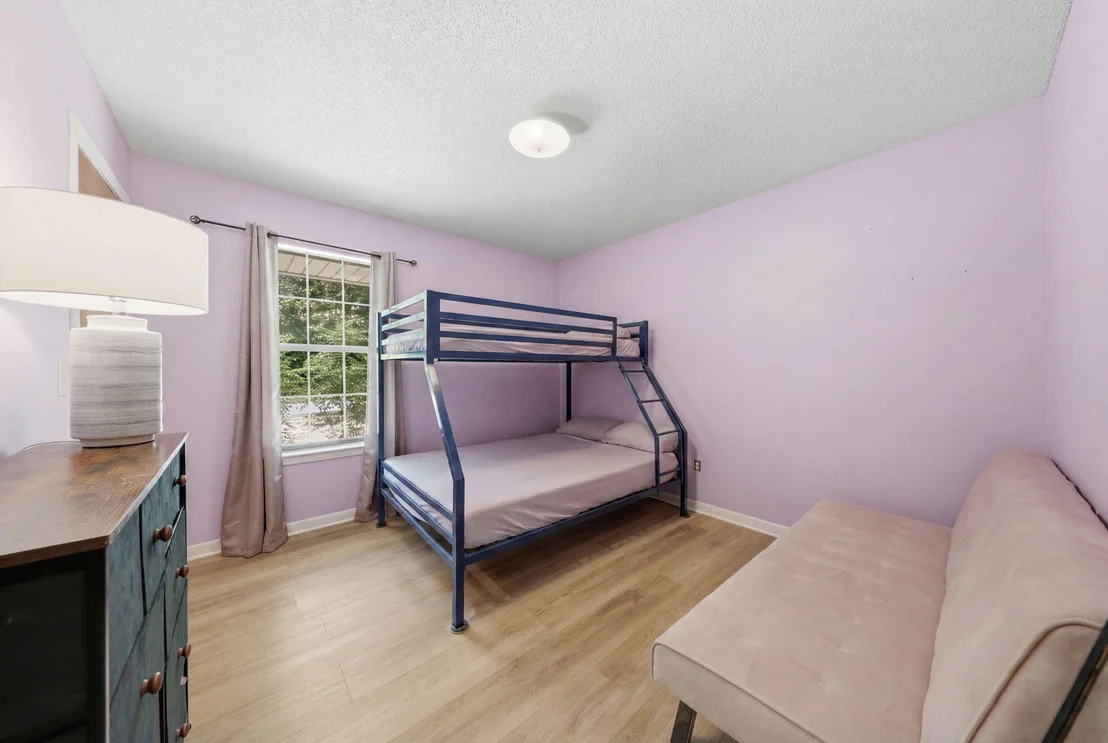 Photo of 532 Springtime Avenue