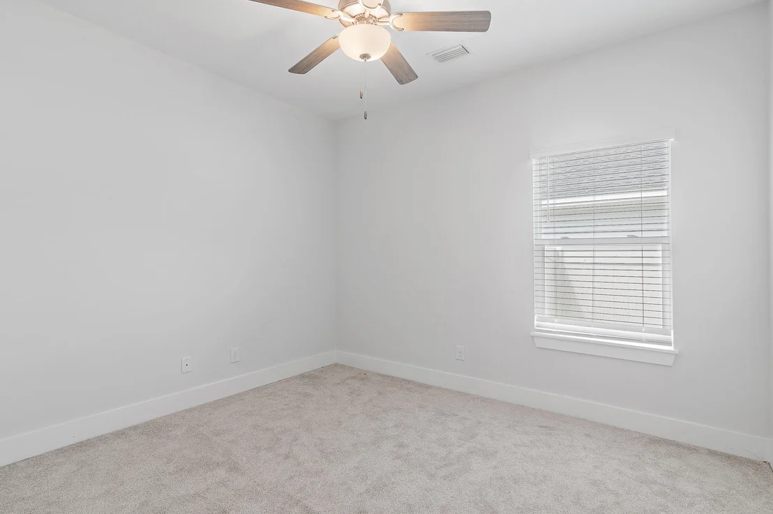 Photo of 8 Alexander Way