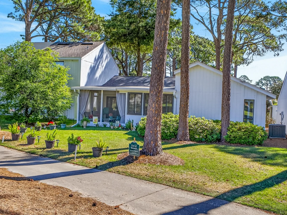 Photo of 397 Linkside Drive
