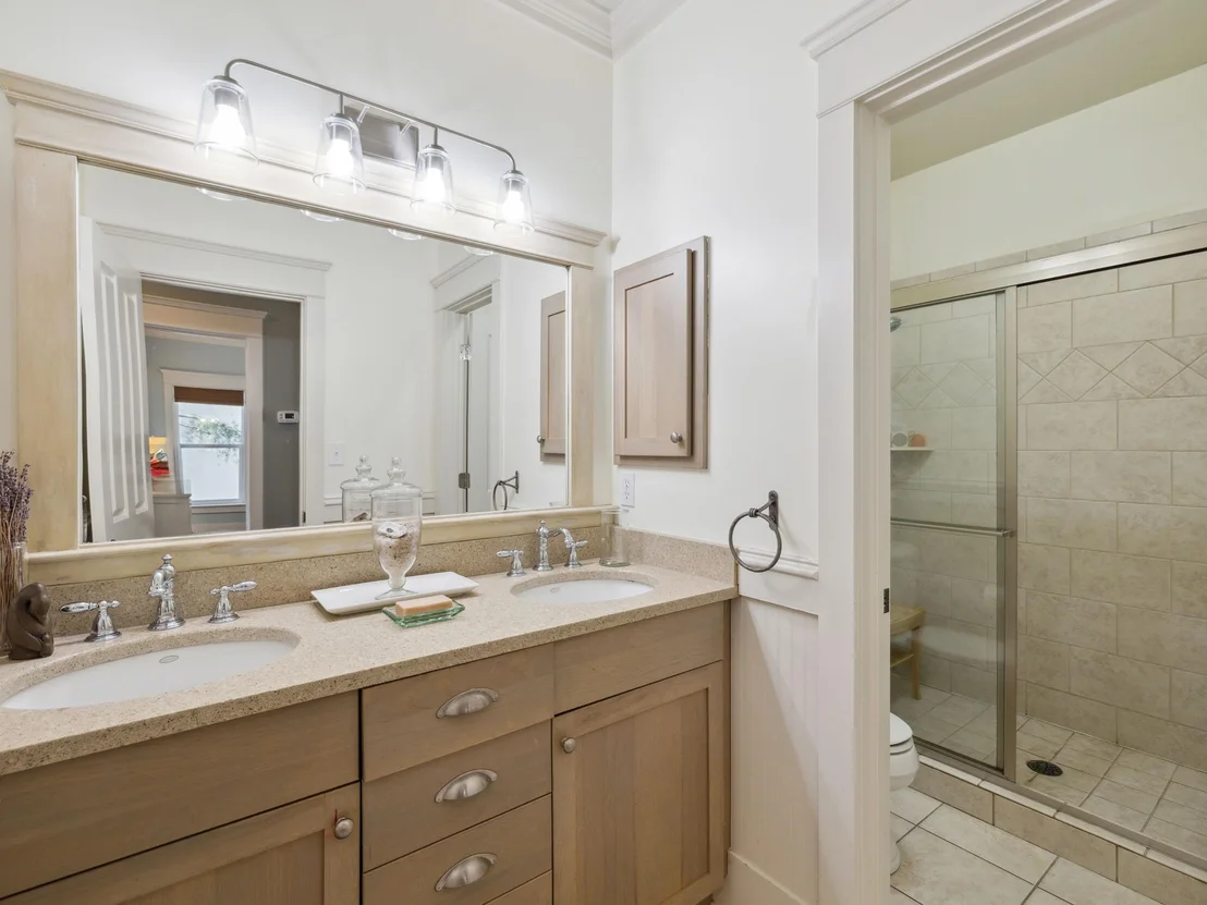 Photo of 38 White Cliffs Boulevard