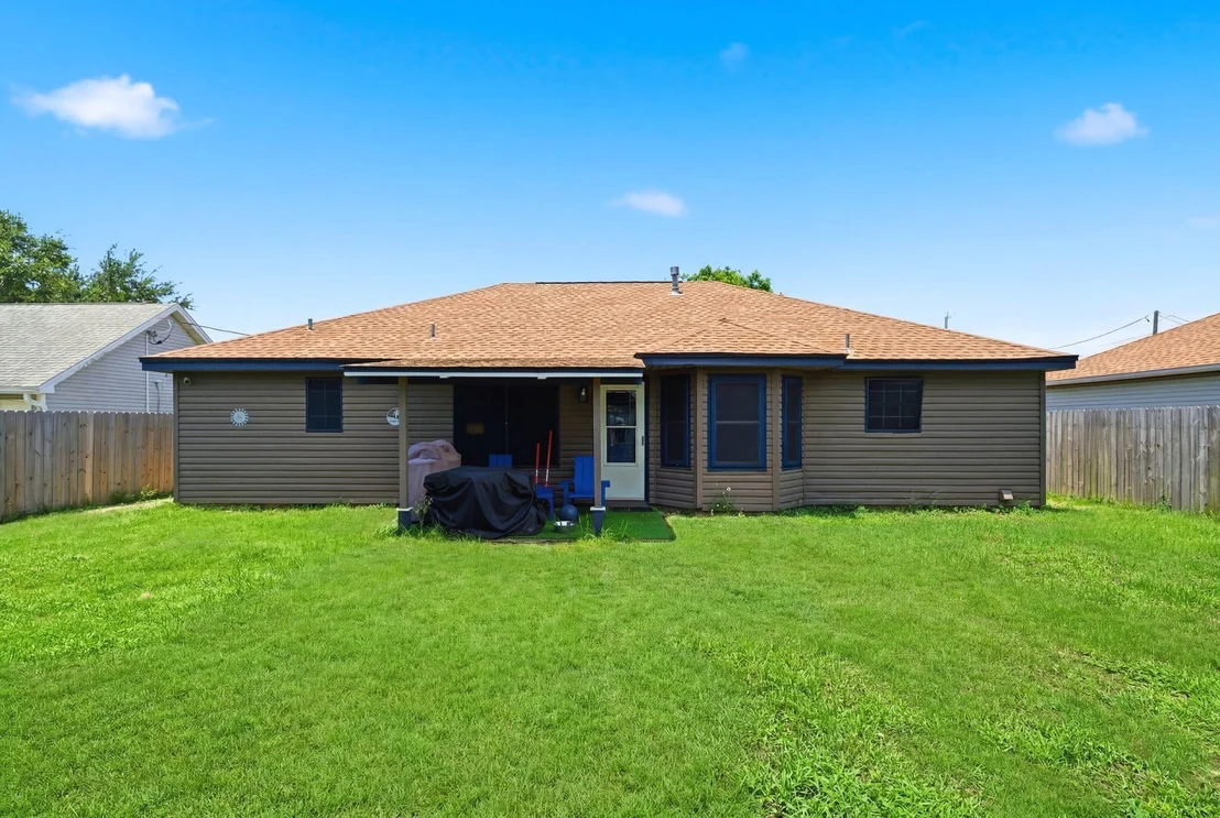 Photo of 2144 Estate Circle