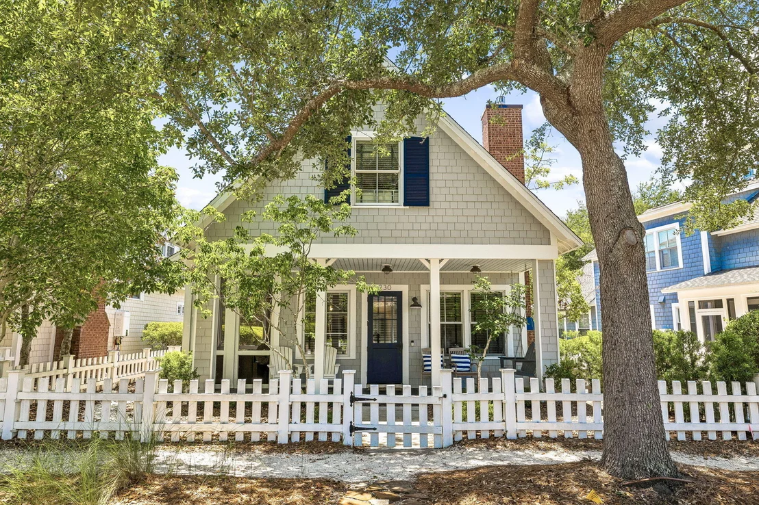 Photo of 230 Salt Box Lane