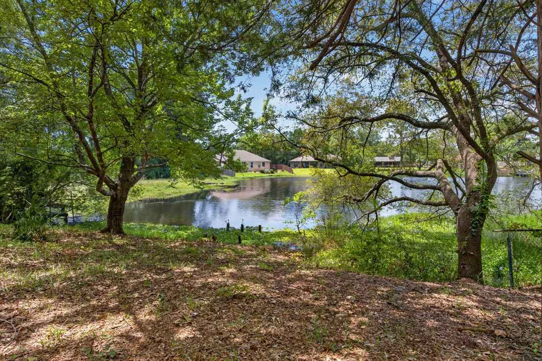 Photo of 1037 Everglade Drive
