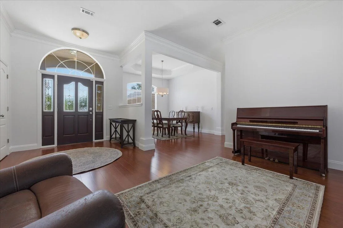 Photo of 4034 Bond Circle