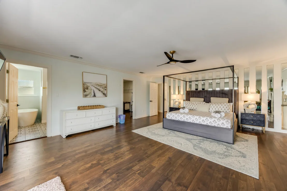 Photo of 48 Terra Cotta Way