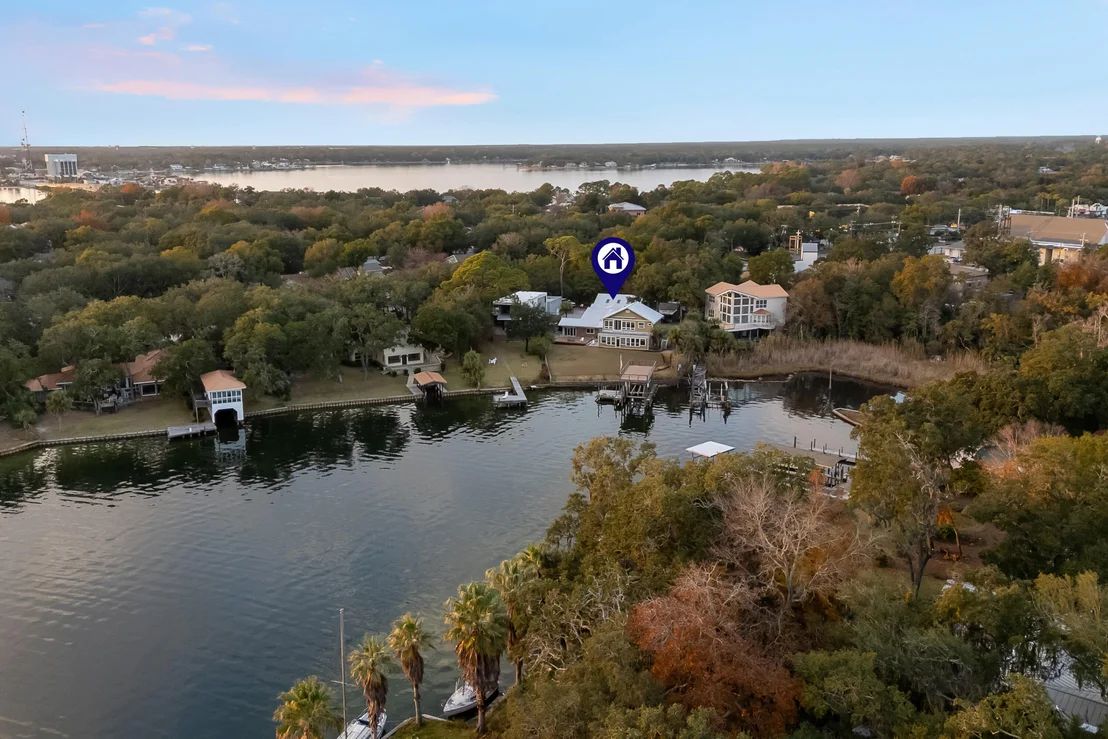 Photo of 27 Old Ferry Road
