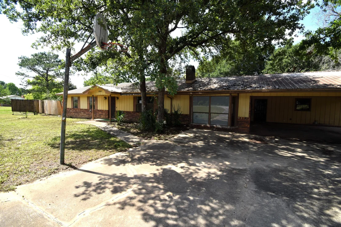 Photo of 6047 Eden Square