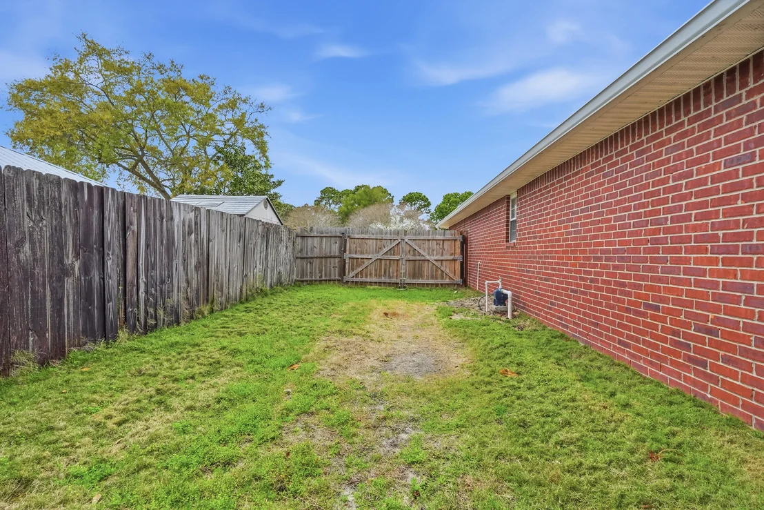 Photo of 4437 Southminster Circle
