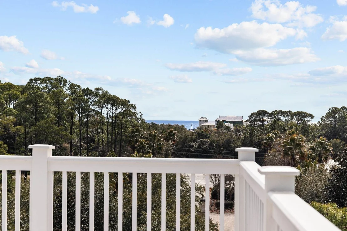 Photo of 42 Grande Pointe Circle