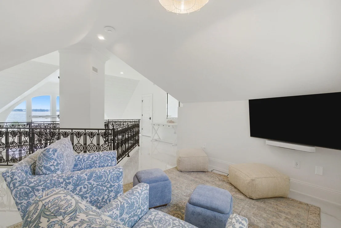 Photo of 31061 Peninsula Drive