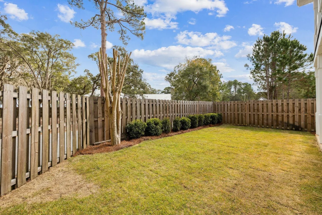 Photo of 48 Pine Tree Way
