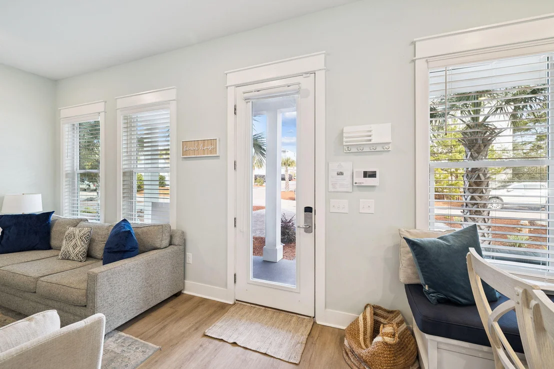 Photo of 345 Dolphin Drive