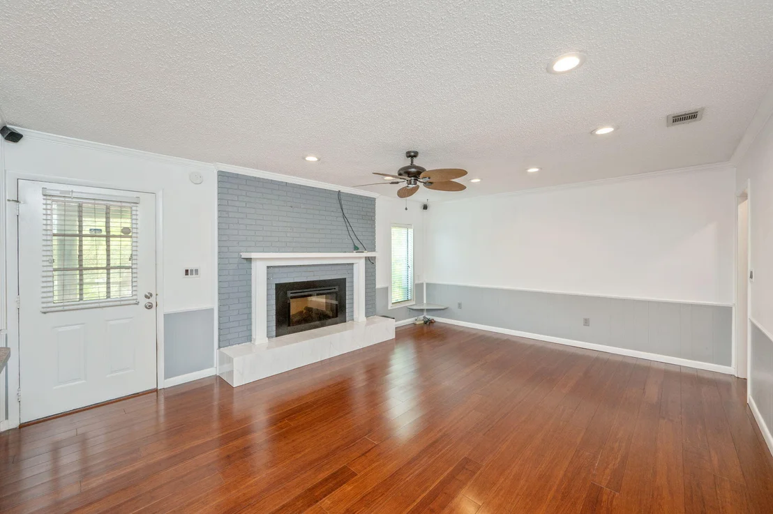 Photo of 5770 Wildwood Road