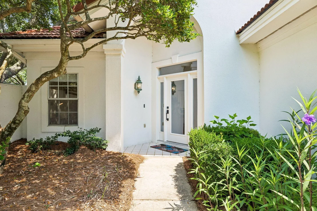 Photo of 8012 Legend Creek Drive