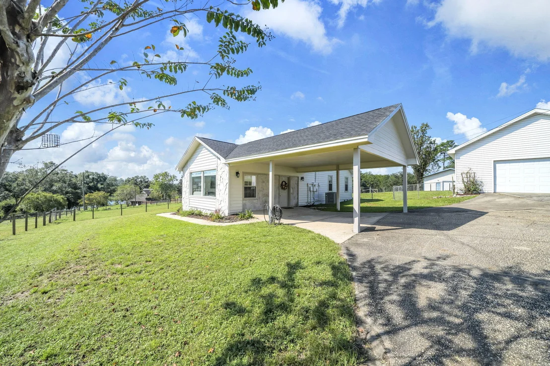 Photo of 5782 Seminole Drive