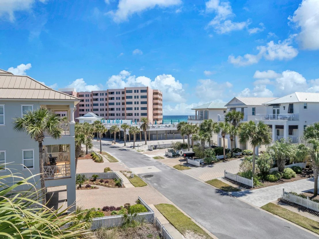 Photo of 64 Lands End Drive