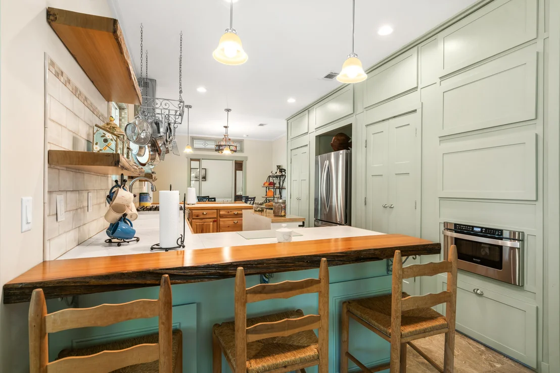 Photo of 528 Bay Grove Road
