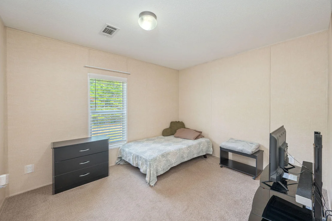 Photo of 11689 Outlook Road