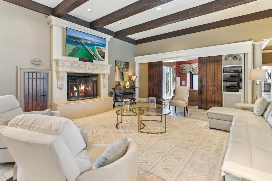 Photo of 4300 Breakwater Drive