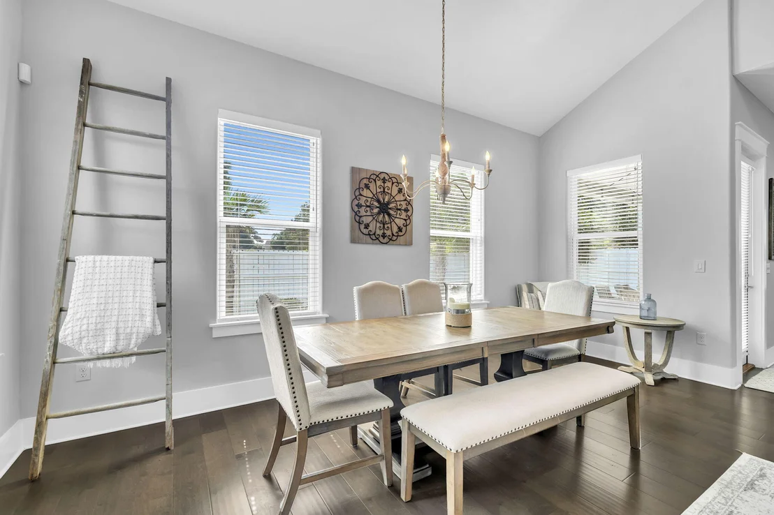 Photo of 283 Lakeland Drive