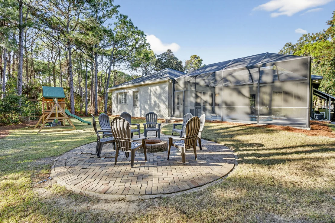 Photo of 256 Leaning Pines Loop