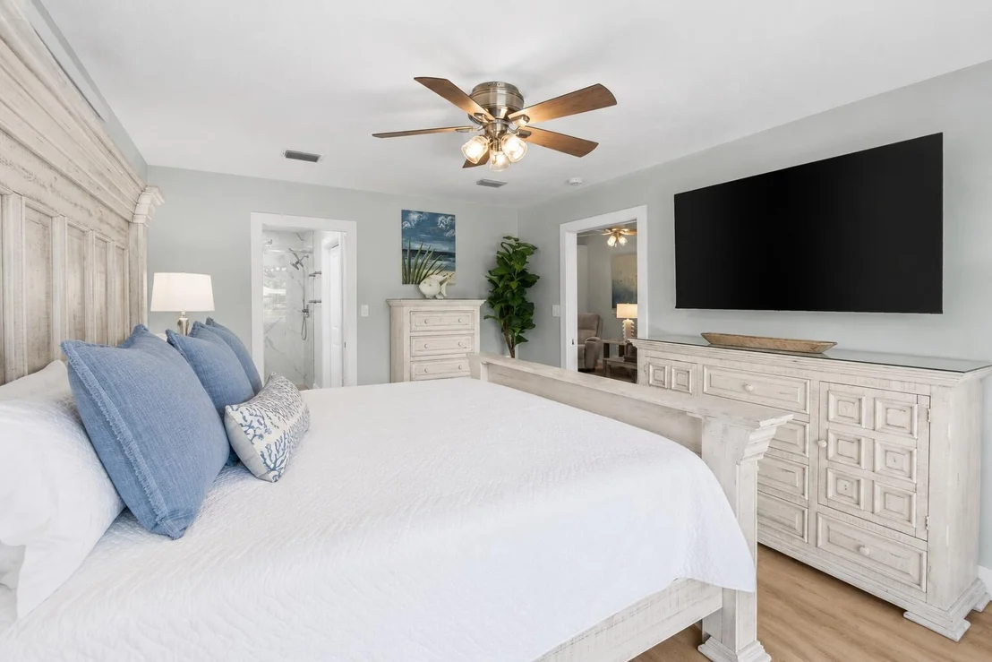 Photo of 70 Hibiscus Lane