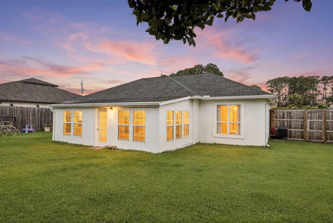 Photo of 1025 Forest Shore Drive