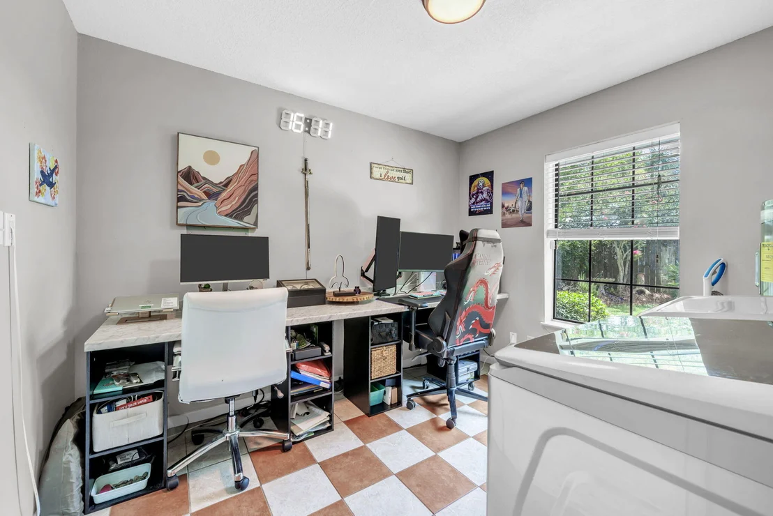Photo of 325 Primrose Place