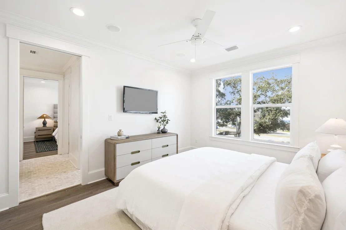 Photo of 714 Harbor Boulevard