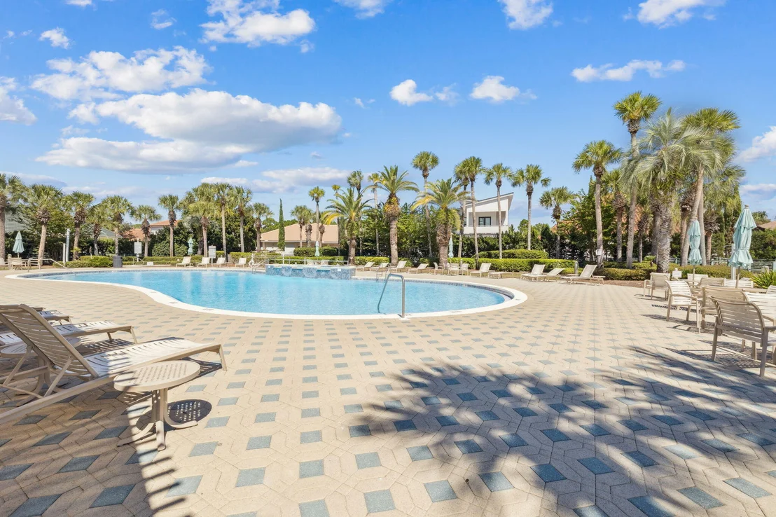 Photo of 4732 Papaya Park