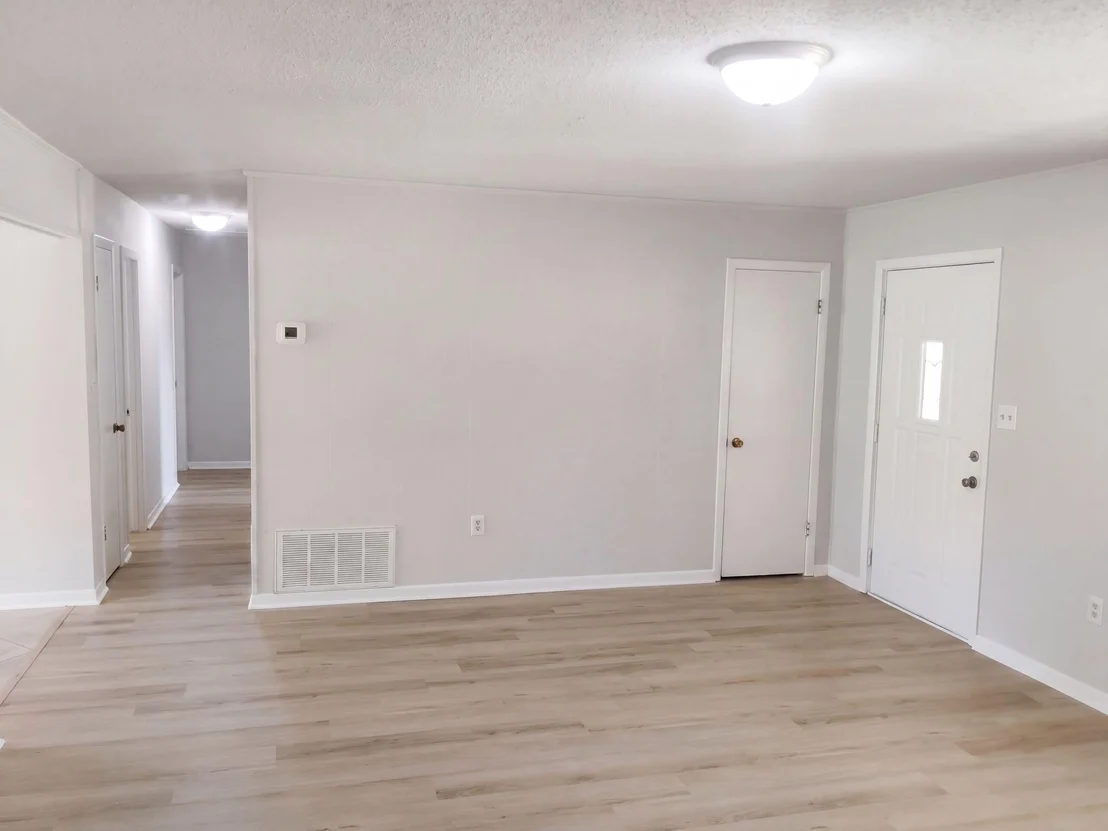 Photo of 141 Chessher Court